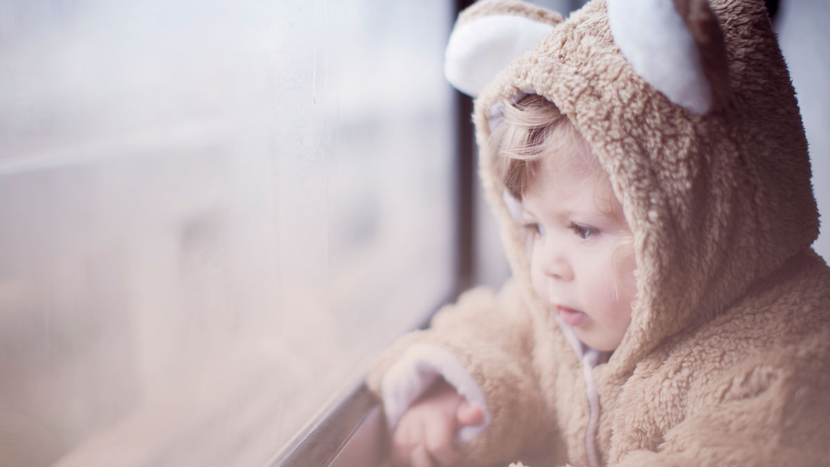 How to Get Baby Back on Sleep Schedule After Travel